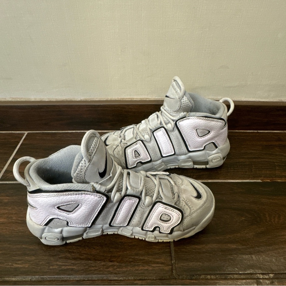 Nike air more uptempo